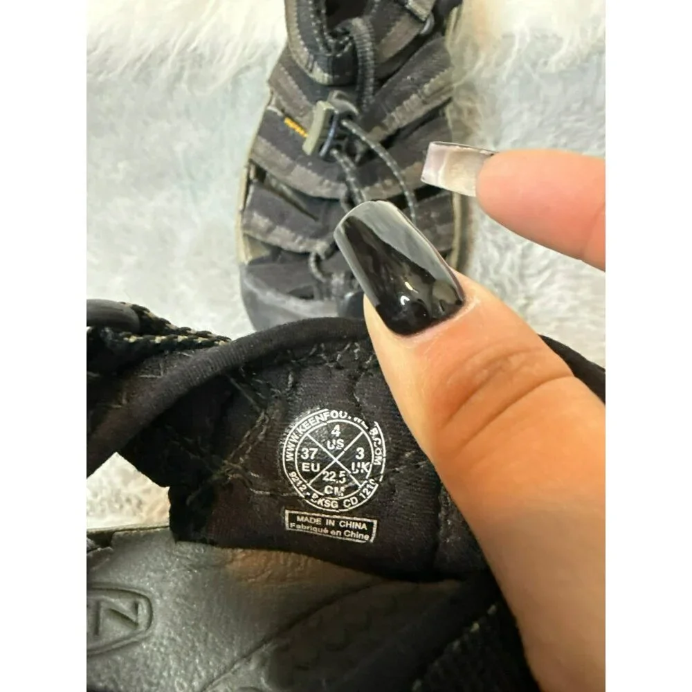 KEEN Big Kids' 4 Newport H2